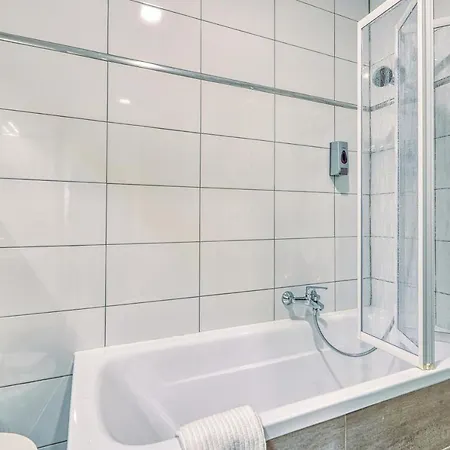 Harol & Bike Apartment *